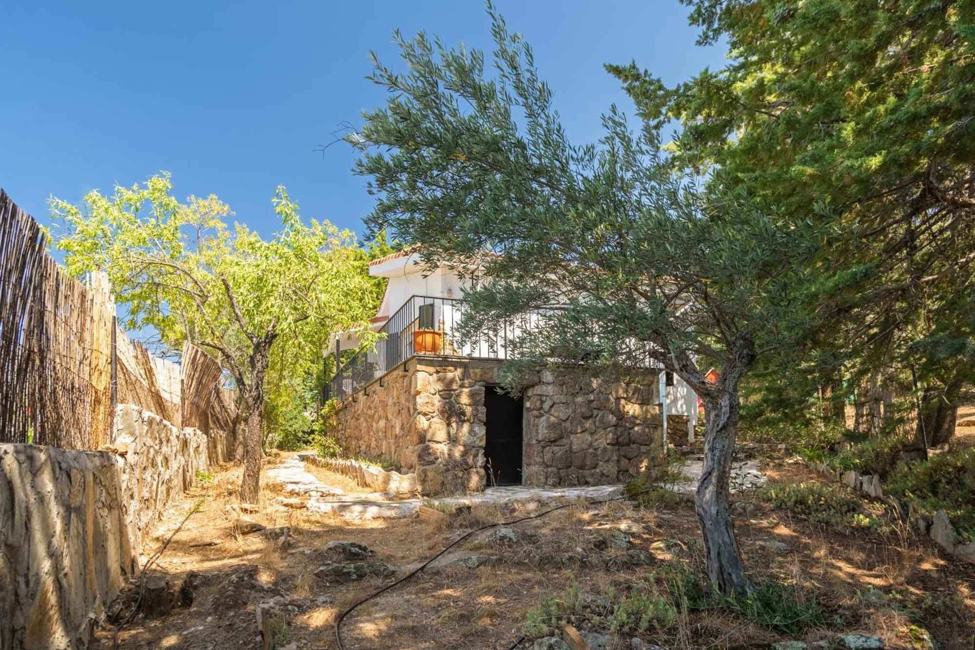 Casa Rural Los Olivos De Robledo De Chavela La Estacion Bagian luar foto